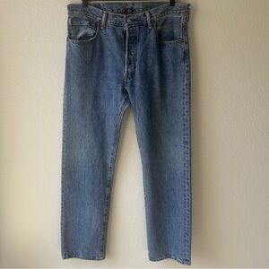 Levi’s 501 Original Fit Men’s Jeans 34x32 Blue Denim Button Fly Straight Leg